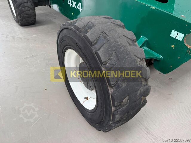 Telescopic boom lift Sky Jack SJ 45T