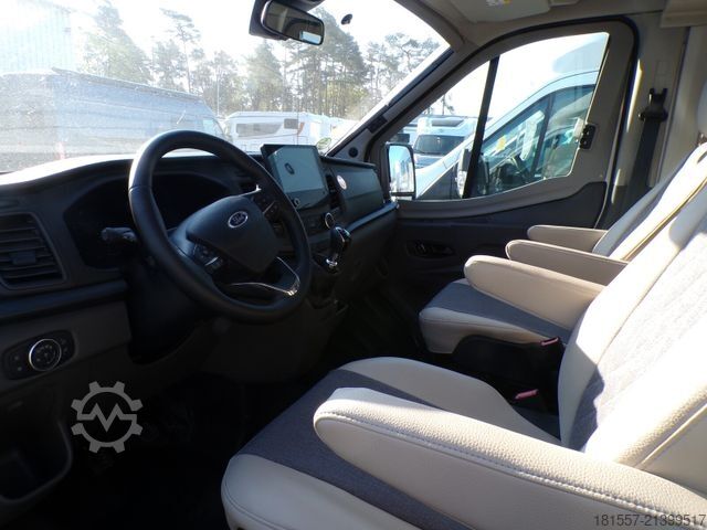 Semi-integrated camper BÜRSTNER Lineo T 700