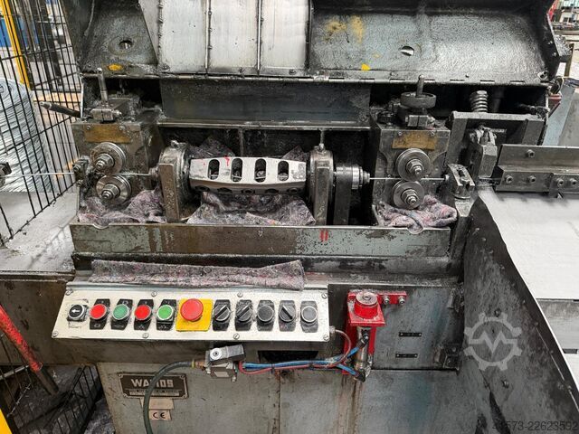Drahtricht- und Abschneidemaschine WAFIOS R21