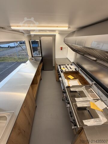Mobile Shop/ Food Truck Mercedes-Benz Foodtruck, Imbisswagen, Food Truck mit neuer Küche und Ausstattung