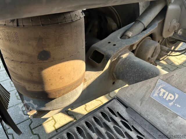 Container transportation Van Hool 3-ASSIGE OPLEGGER 20FT ADR CHASSIS / EMPTY WEIG...