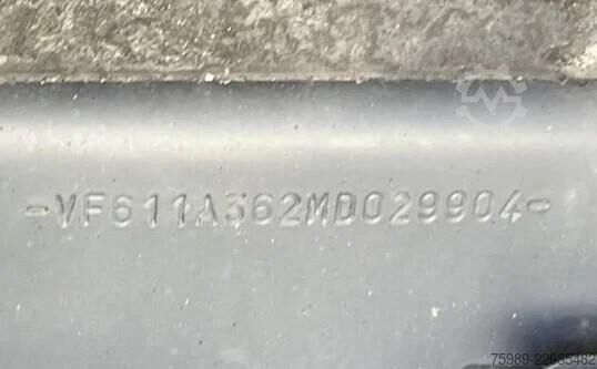 Volume tractor Renault T480 VF611A362MD029904  2X FUEL TANK, PARKING A...