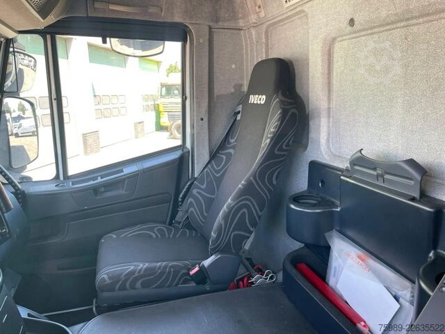 Refrigerated/freezer transport Iveco Stralis 270 CNG! 294094 km!!  9.05 m long body!...