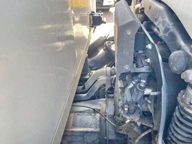Refrigerated/freezer transport Iveco Stralis 270 CNG! 294094 km!!  9.05 m long body!...