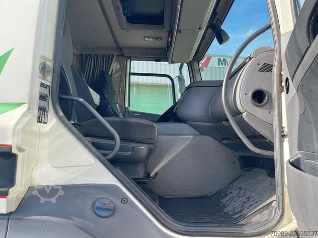 Standard tractor DAF CF 460 RETARDER