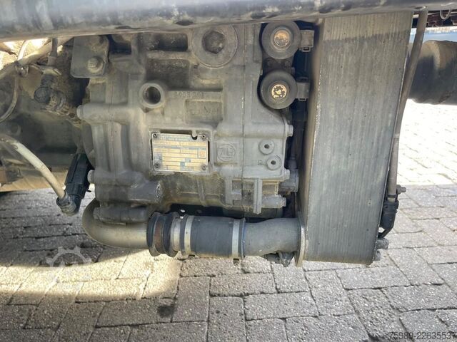 Standard tractor DAF CF 460 RETARDER