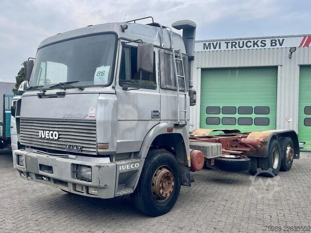 Heavy load Iveco Turbostar 190.36 6x2  clean chassis