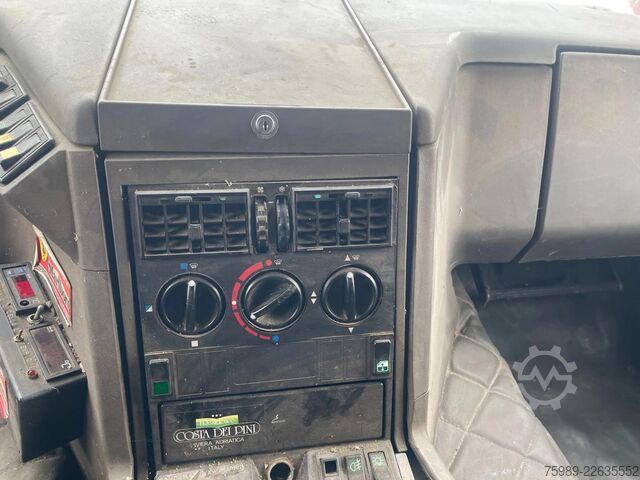 Heavy load Iveco Turbostar 190.36 6x2  clean chassis