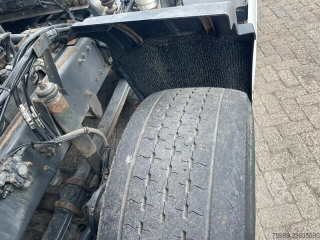 Standard tractor DAF XF 105.460 euro 5 , RETARDER, PARK CLIMA, FRIGO