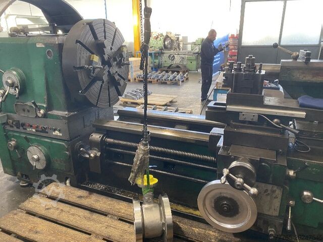 Parallel-Drehmaschine Tacchi FTA 40