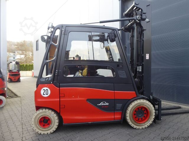 Electric 4-wheel forklift Linde E50HL-01/600