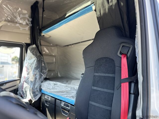 Truck chassis Iveco S-Way 500 6x2 ADR Full-Pneumatic