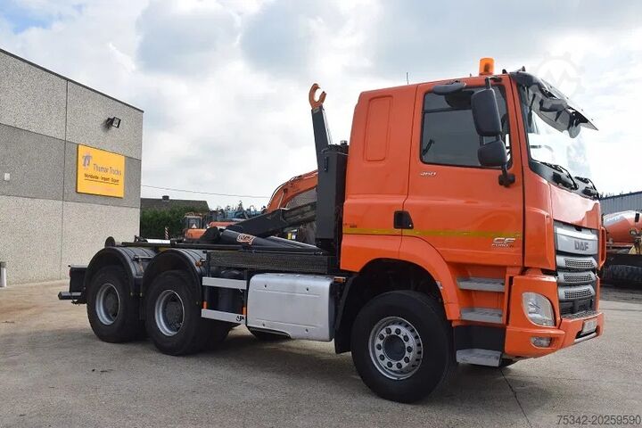 Hook arm system DAF CF 460