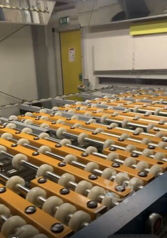 Insulating glass making machine Lisec Pvbline