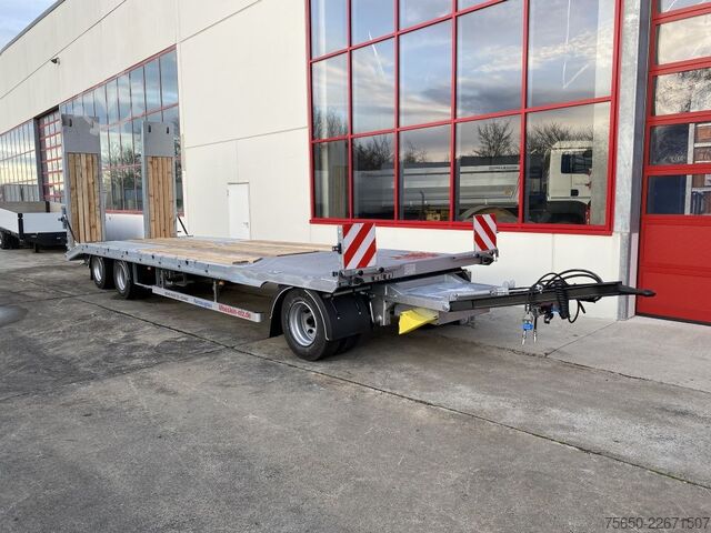 Tieflader Anhänger Möslein T 3-8,20 P VB H1 Blatt  3 Achs Tieflader mit gerader Ladefläche 8,10 m, Neufahrzeug