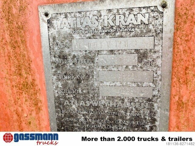 Roll-off container  Abrollcontainer mit Flügeltüren & Atlas Kran AK