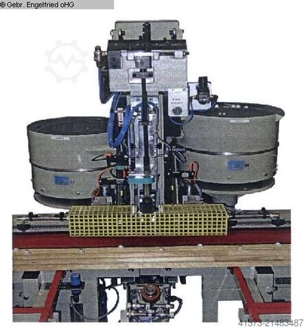 Clipsetzer fuer Holz-Alufenster RUCHSER Clipsetzen Holz-Alu Durchlauf