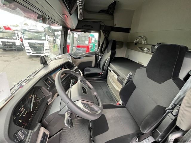 Holztransporter LKW MAN TGX 26.580 6x4 BL Kurzholz Kran nach Wahl