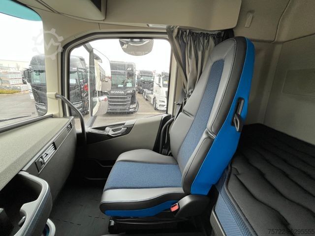 Autokran VOLVO FH 500 6x2 Container-Pritsche/FASSI 545RA.2.28