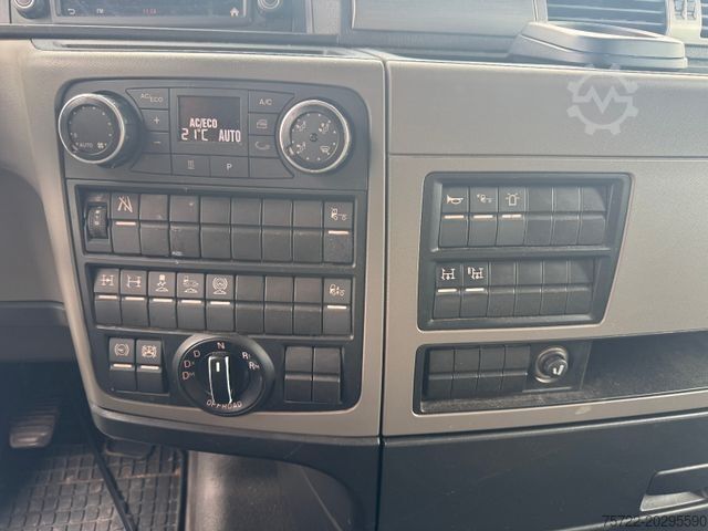 Holztransporter LKW MAN TGX 33.580 6x4 BL Kurzholz mit TajfunLIV 120Z 96