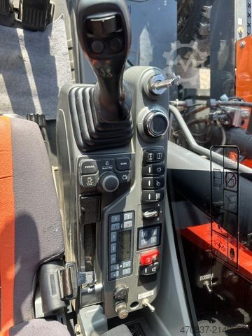 Mobilbagger DOOSAN DX 165W-5 / Rototilt **Löffelpaket**