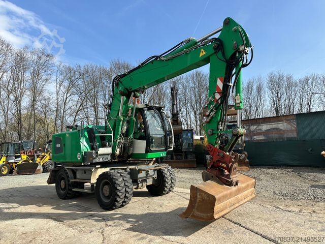 Mobile excavator LIEBHERR A 918 Litronic / PowerTilt