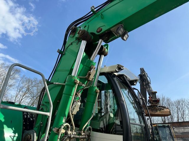 Mobile excavator LIEBHERR A 918 Litronic / PowerTilt