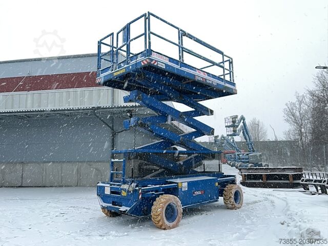 Scissor Lift Holland-Lift Q 135 El 24 (15m)