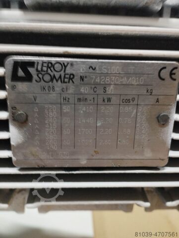 Rotary vane vacuum pump ADIXEN ALCATEL 2063