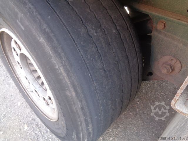 Auflieger mit Pritsche & Plane KÖGEL S24-1 Mega 435/50 R19,5 Liftachse SAF