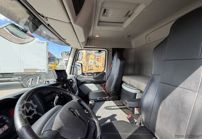LKW-Fahrgestell Renault D12.240 4x2 Chassis / Swiss-Vehicle