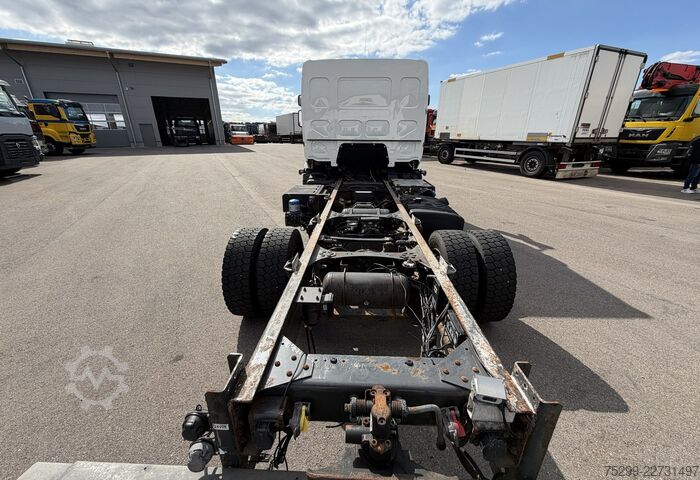 LKW-Fahrgestell Renault D12.240 4x2 Chassis / Swiss-Vehicle