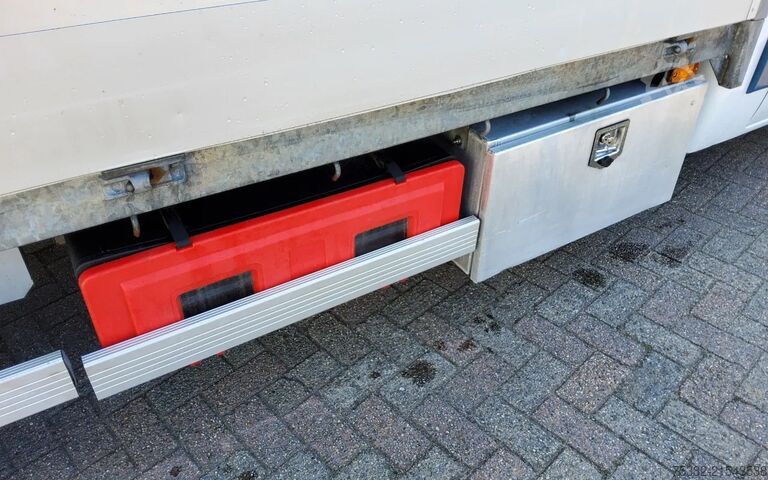 Ladepritsche Renault Master 165 PK EURO 6 - VSP-41-H - MOTOR DEFECT ...