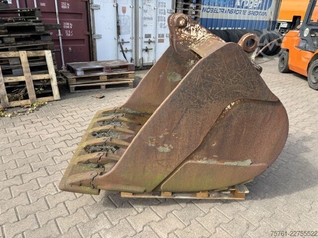 Crawler excavator with digging bucket bsg Tieflöffel ca 2 cbm