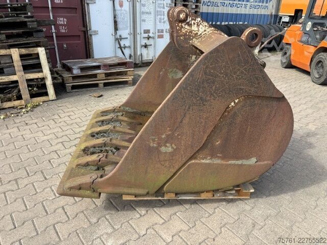 Crawler excavator with digging bucket bsg Tieflöffel ca 2 cbm