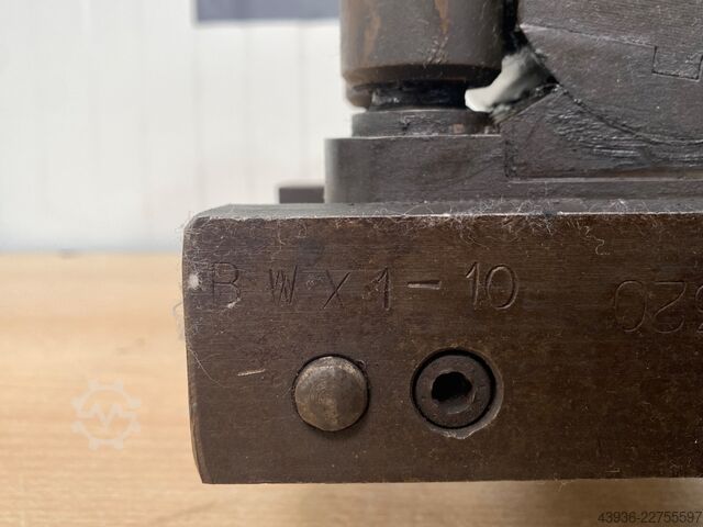 ECKOLD R 320 is a specific forming tool ECKOLD R 320