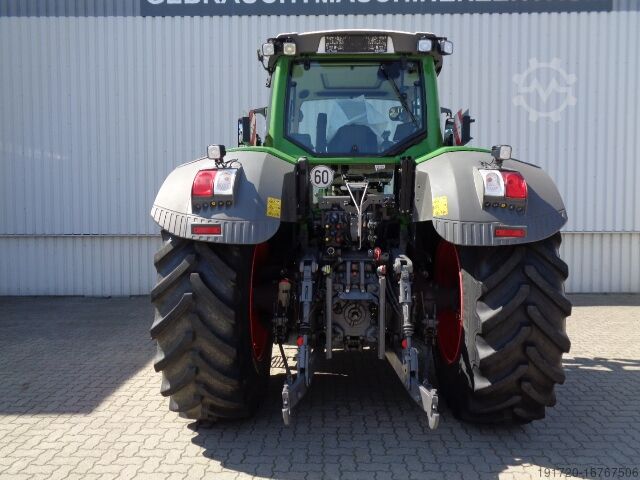 Traktoren (Schlepper) Fendt 824 Vario S4 ProfiPlus