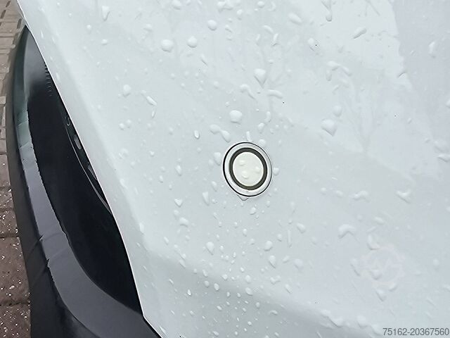 High-roof van MAXUS EDELIVER 9 L3H2 398Km WLTP AC!