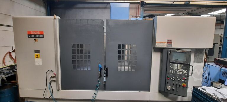 Vertikales Bearbeitungszentrum MAZAK VTC300C