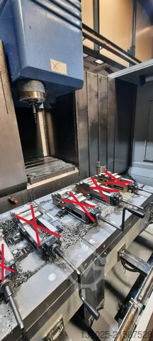 Vertikales Bearbeitungszentrum MAZAK VTC300C