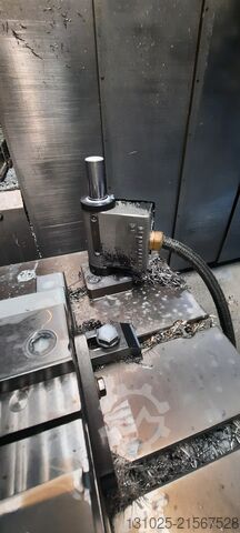 Vertikales Bearbeitungszentrum MAZAK VTC300C