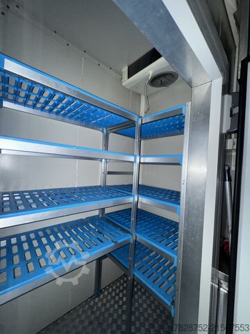 Food truck IVECO 72-210