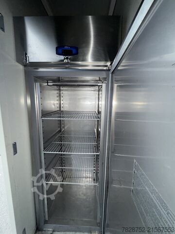 Food truck IVECO 72-210