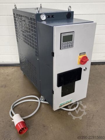 Universal Temperiergerät mit Elektroheizung und Anschlüssen für Fremdkühlung, Umlauf Prozesstemperie REGLOPLAS 90M/10/SG73/D K/RT50