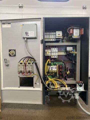 Universal Temperiergerät mit Elektroheizung und Anschlüssen für Fremdkühlung, Umlauf Prozesstemperie REGLOPLAS 90M/10/SG73/D K/RT50