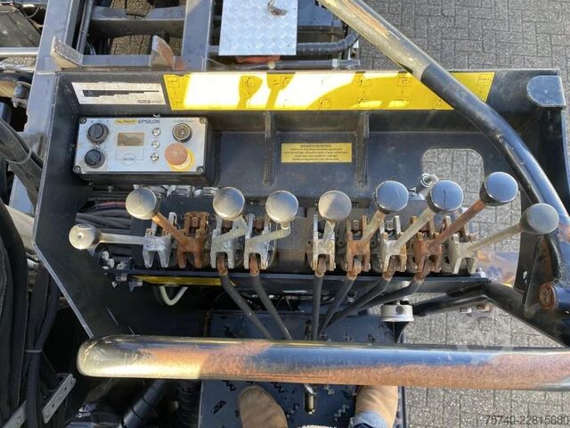 Hakenarmsystem Volvo FM 370 + Euro 5 + Palfinger Z-Q170 Crane + 30to...