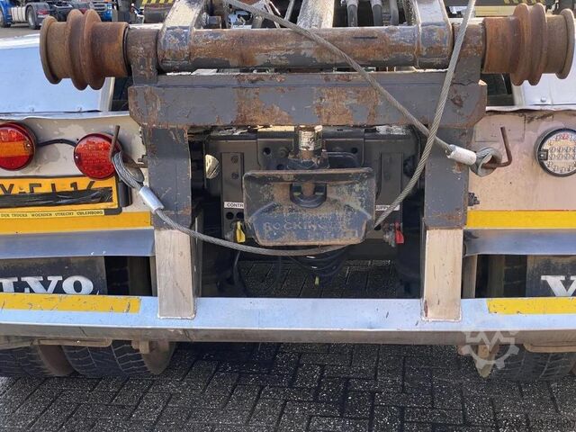 Hakenarmsystem Volvo FM 370 + Euro 5 + Palfinger Z-Q170 Crane + 30to...