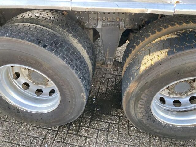 Hakenarmsystem Volvo FM 370 + Euro 5 + Palfinger Z-Q170 Crane + 30to...