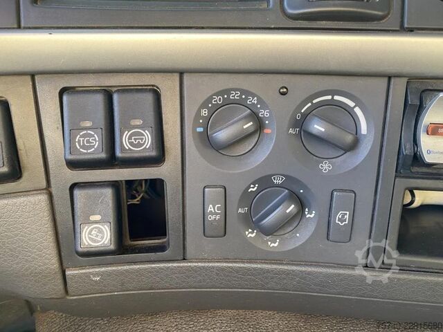 Hakenarmsystem Volvo FM 370 + Euro 5 + Palfinger Z-Q170 Crane + 30to...