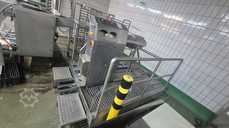 Pass-through hygiene sluice  